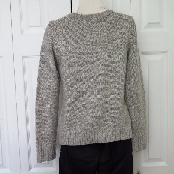 Grey Crew neck cable knit sweater - Picture 5 of 7